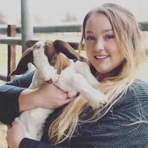 Meet your Posher, Melissa